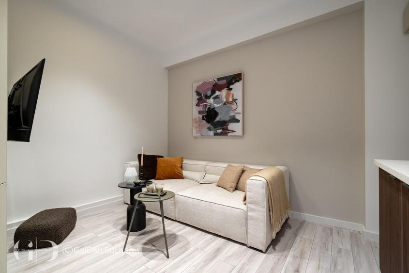 Apartament cu 2 camere decomandat, mobilat în Universitate