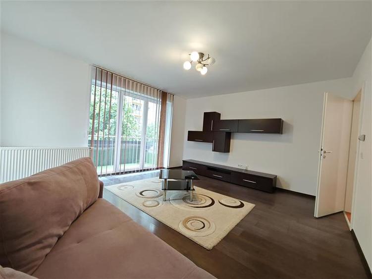 Apartament cu 2 camere decomandat, mobilat în Avantgarden