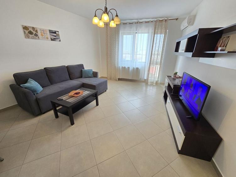 Apartament cu 2 camere decomandat în Parcul Carol