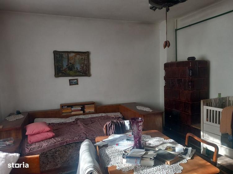 Casă cu 3 camere în 7 Noiembrie
