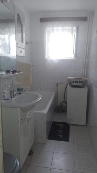 Apartament cu 3 camere decomandat în Ultracentral