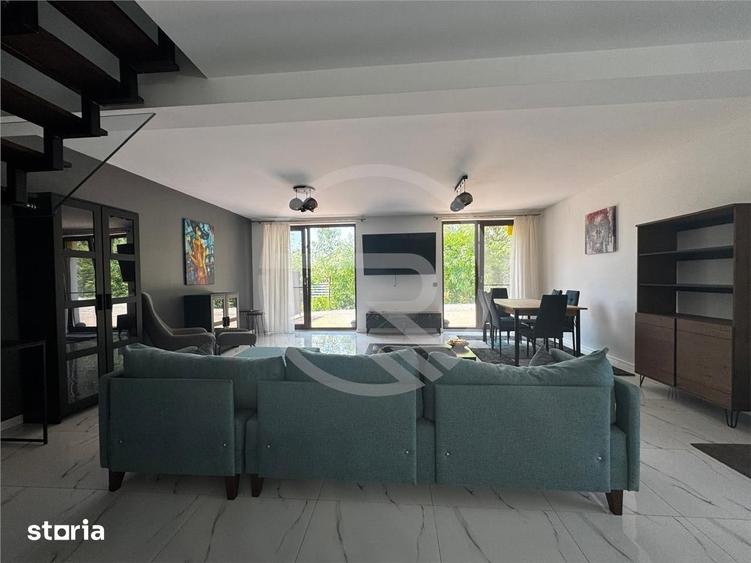 Casă cu 4 camere cu Piscina în Dâmbul Rotund