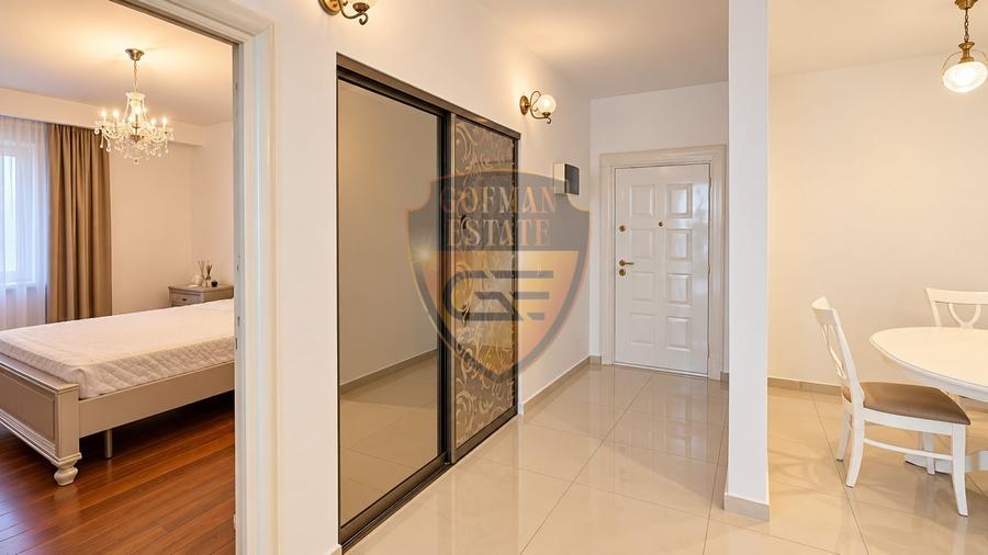 Apartament cu 3 camere decomandat, mobilat în Faleza Nord