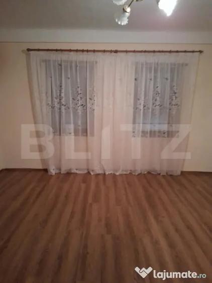 Casă cu 5 camere cu Teren 1201 Mp în Tormac