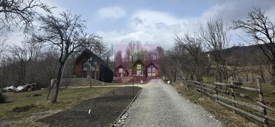 Teren de 2500 mp, în Valea Doftanei