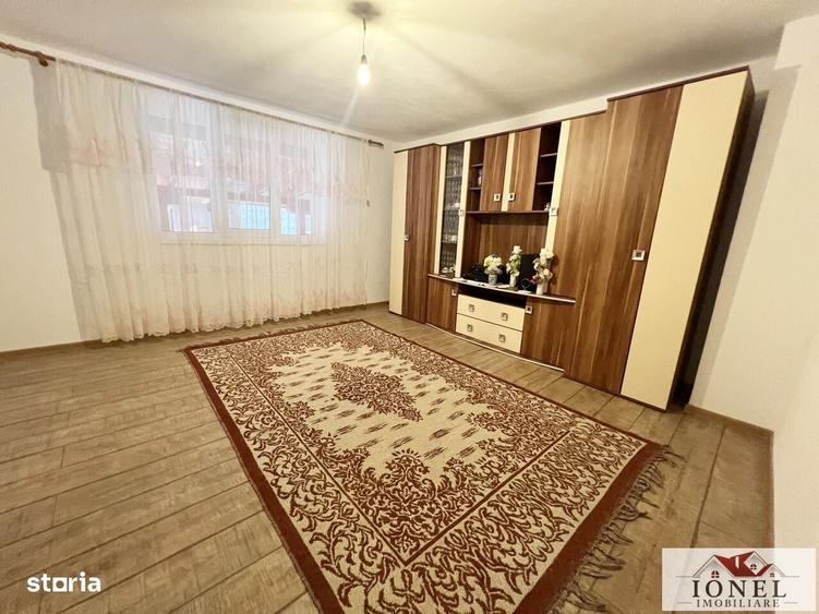 Casă cu 4 camere cu Teren 435 Mp în Vințu de Jos