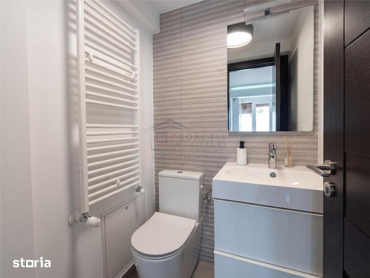 Apartament cu 3 camere decomandat în George Enescu