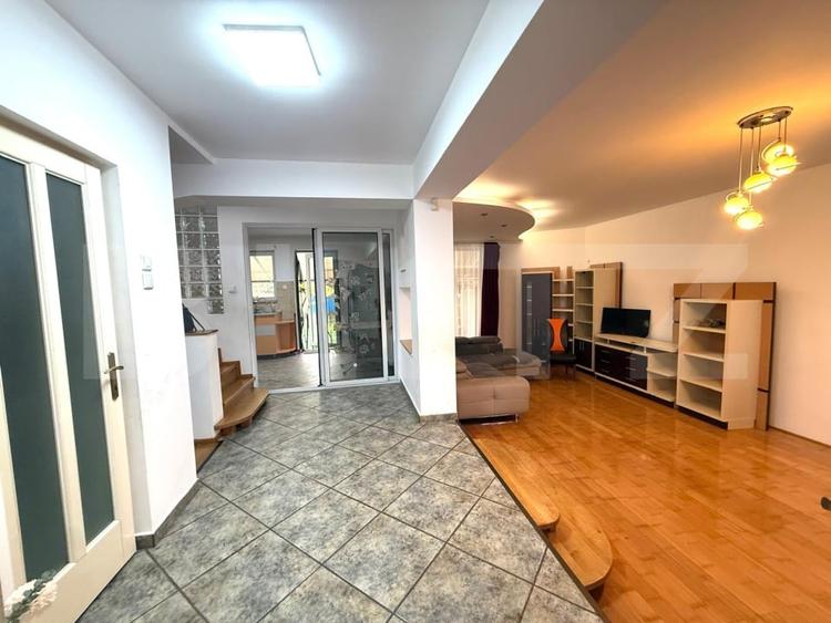 Casă individuală cu 4 camere cu Teren 200 Mp în Dâmbu Pietros