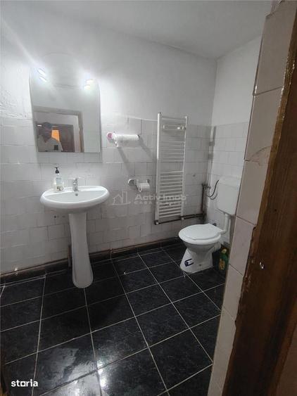 Casă cu 3 camere în Central
