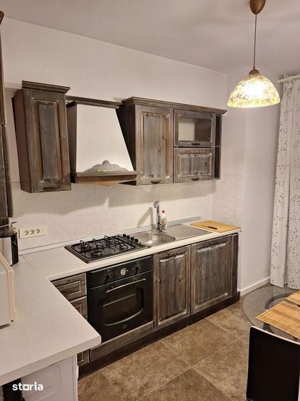 Apartament cu 2 camere, mobilat în Calea București