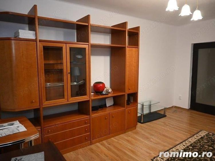 Apartament cu 2 camere decomandat în Tei