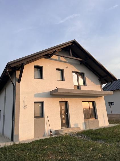 Casa semifinisata in Aghires - 7