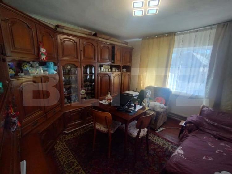 Casă individuală cu 3 camere cu Garaj în Beclean