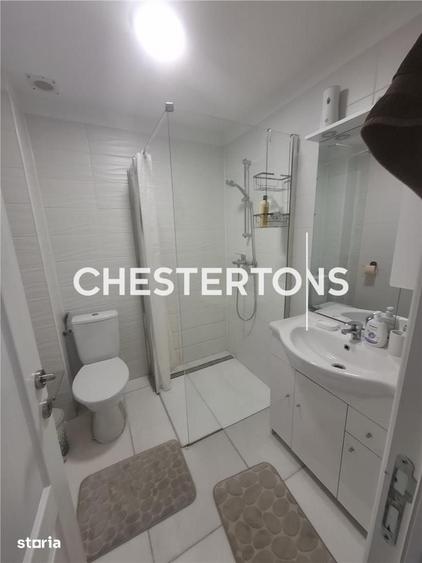 Casă cu 6 camere cu Teren 500 Mp în Crevedia