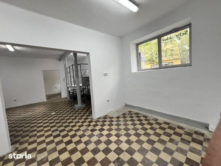 Spațiu comercial, de 125 mp, în Gruia