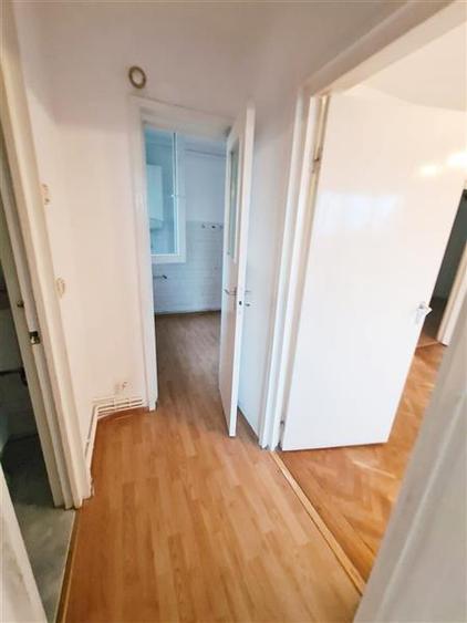 Apartament cu 3 camere circular în Astra