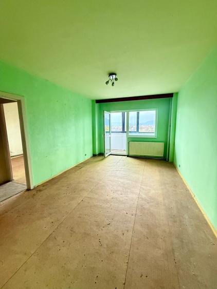 Apartament cu 2 camere semidecomandat în Craiter