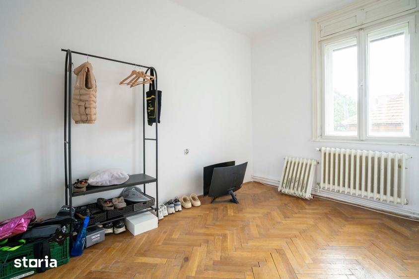 Apartament cu 4 camere în Ultracentral