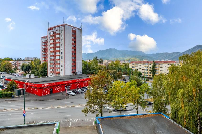 Apartament 4 camere, 109mp, mobilat, bloc 1992, stare impecabila, comision 0 - 21