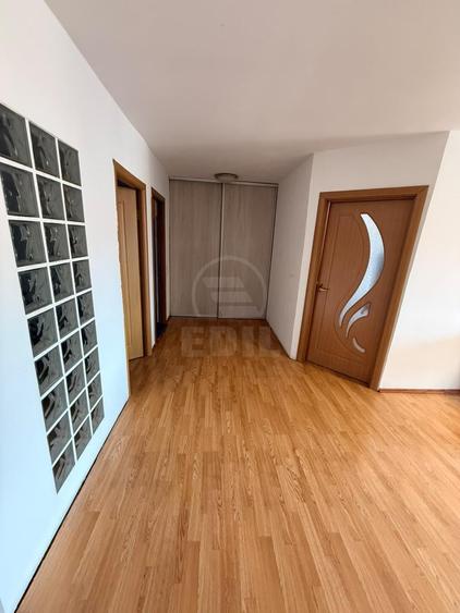 Apartament cu 2 camere în Florești