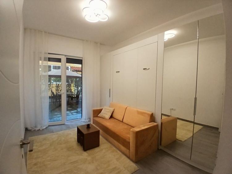 Apartament cu 2 camere semidecomandat în Florești