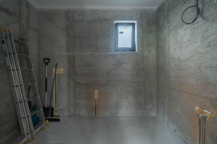 Casă individuală cu 3 camere cu Canalizare în Vladimirescu