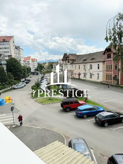 APARTAMENT 2 CAMERE DECOMANDAT, ZONA CENTRALĂ, BALCON, AER CONDIȚIONAT - 12