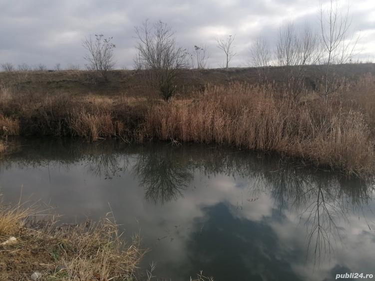 Teren de 22300 mp, în Central
