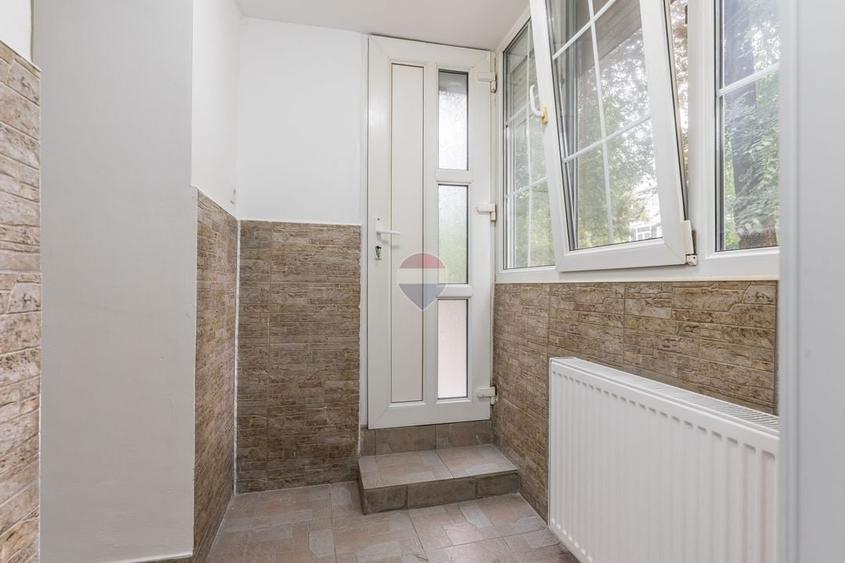 Apartament cu 2 camere semidecomandat, mobilat în Tudor Vladimirescu