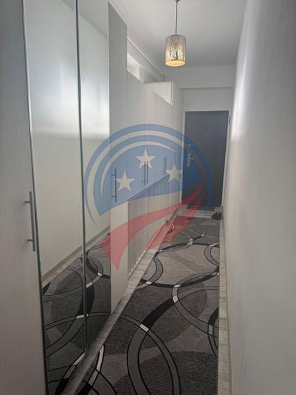Apartament cu 2 camere decomandat în 1 Mai