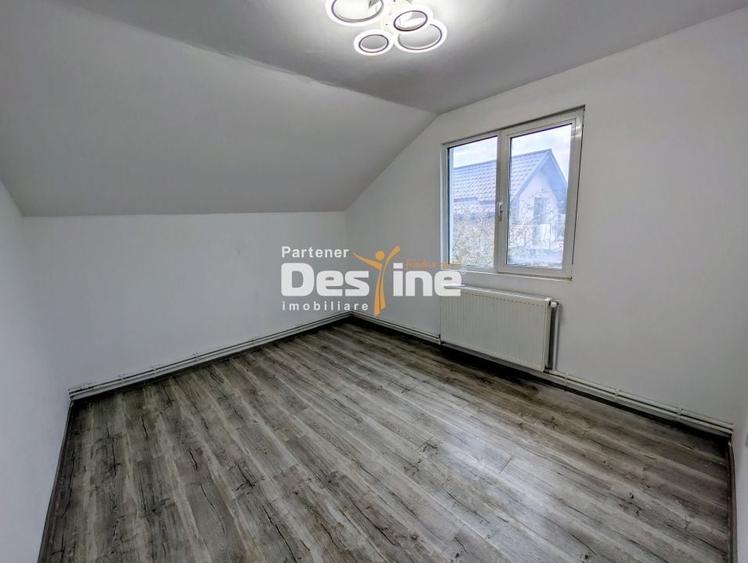 Casă individuală cu 5 camere cu Canalizare în Lunca Cetățuii