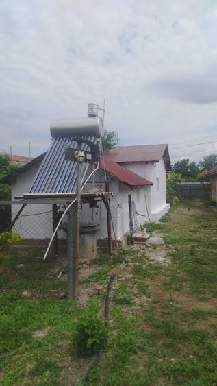 Casă cu 4 camere în Mărcești