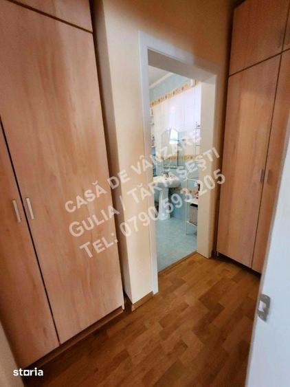 Casă cu 5 camere cu Teren 560 Mp în Tărtășești