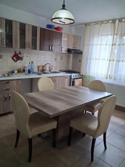 Casă cu Teren 500 Mp în Central