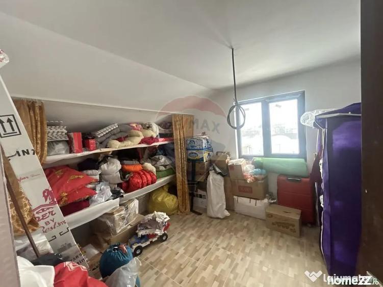 Casă cu 5 camere cu Teren 1300 Mp în Satulung
