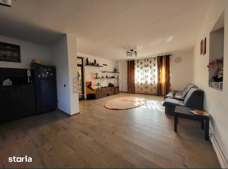 Casă cu 4 camere decomandat cu Teren 725 Mp în Tisău