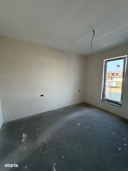 Casă cu 3 camere cu Teren 500 Mp în Central