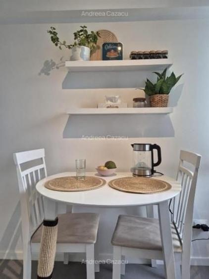 Apartament cu 2 camere semidecomandat, mobilat în 1 Mai