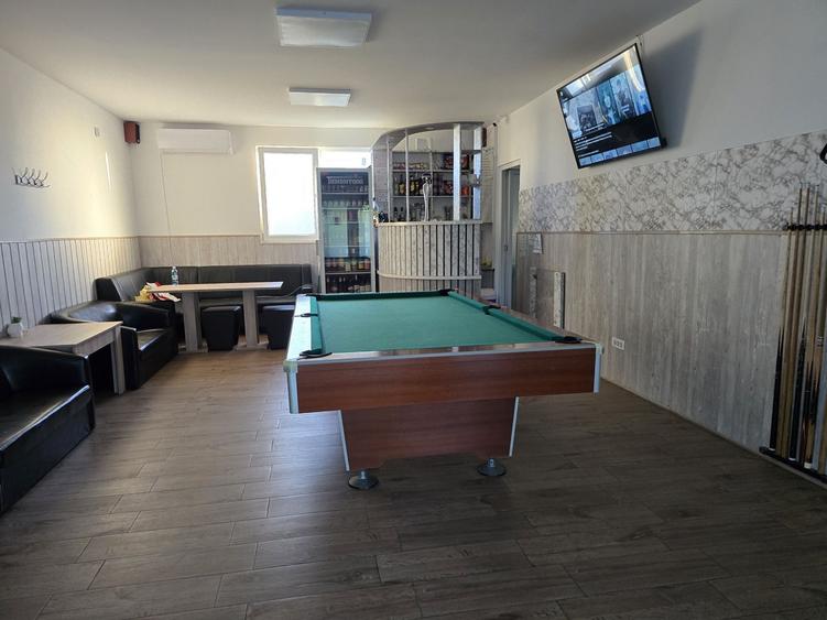 Casa + spatiu comercial - 2