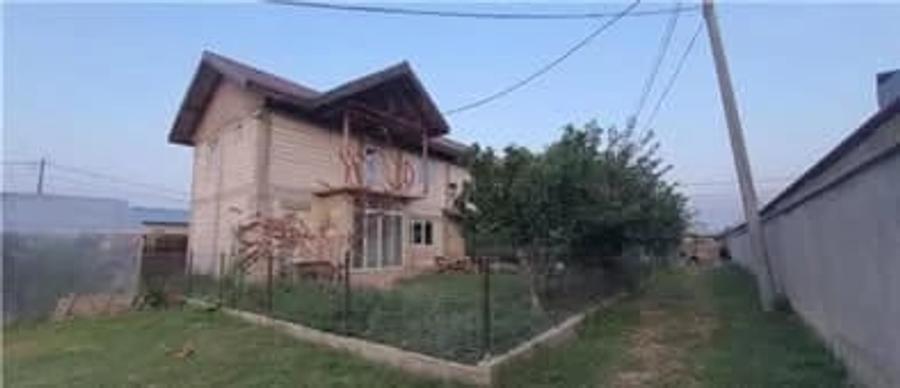 Casă cu Teren 740 Mp în Central