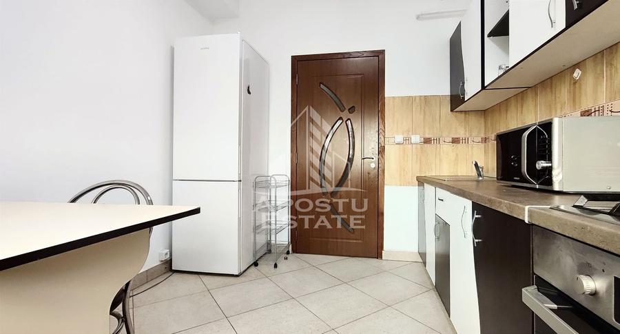 Apartament cu 2 camere semidecomandat, mobilat în UTA