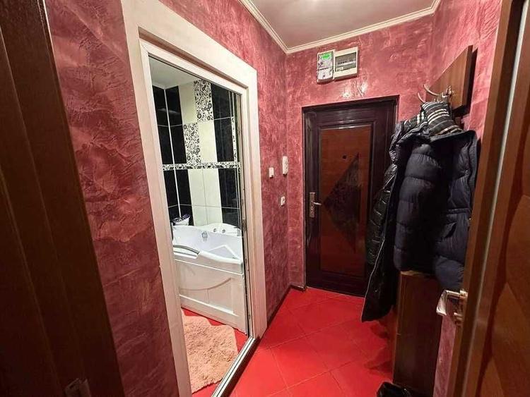 Apartament cu 2 camere semidecomandat în Trivale