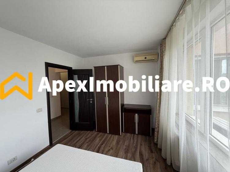 Apartament cu 2 camere decomandat în Sala Palatului