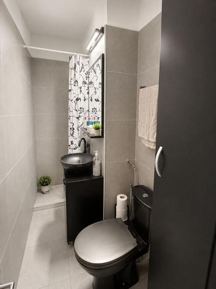 Apartament cu 4 camere decomandat în Rogerius