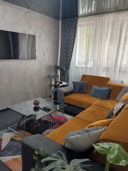 Apartament cu 2 camere semidecomandat în Hipodrom