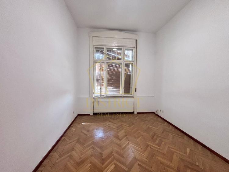 Apartament cu 4 camere decomandat în Ultracentral