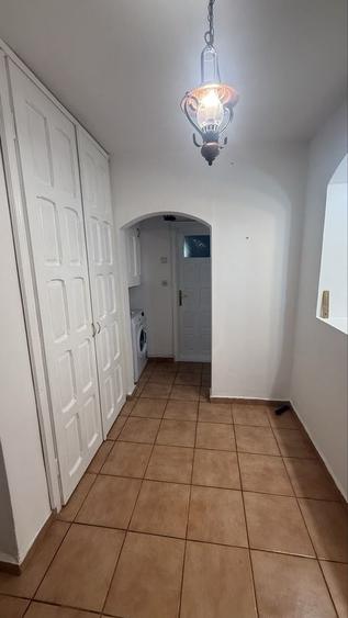 Apartament cu 2 camere decomandat în 1 Mai