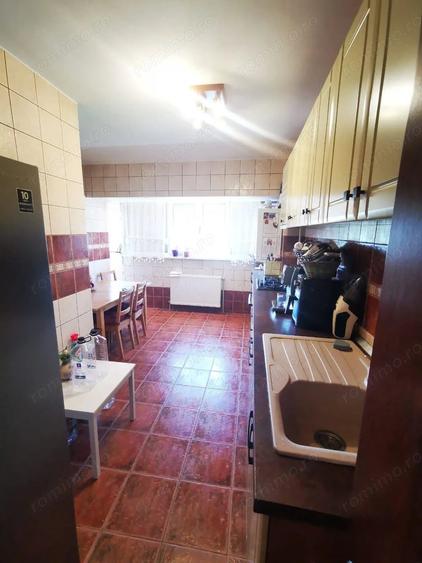 Apartament cu 3 camere decomandat în Bd. Coșbuc