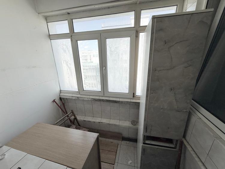 Garsonieră  7 minute Metrou Titan, disponibila imediat - 5