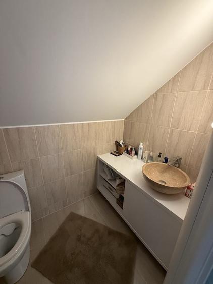 Casă cu 4 camere în Valea Mare